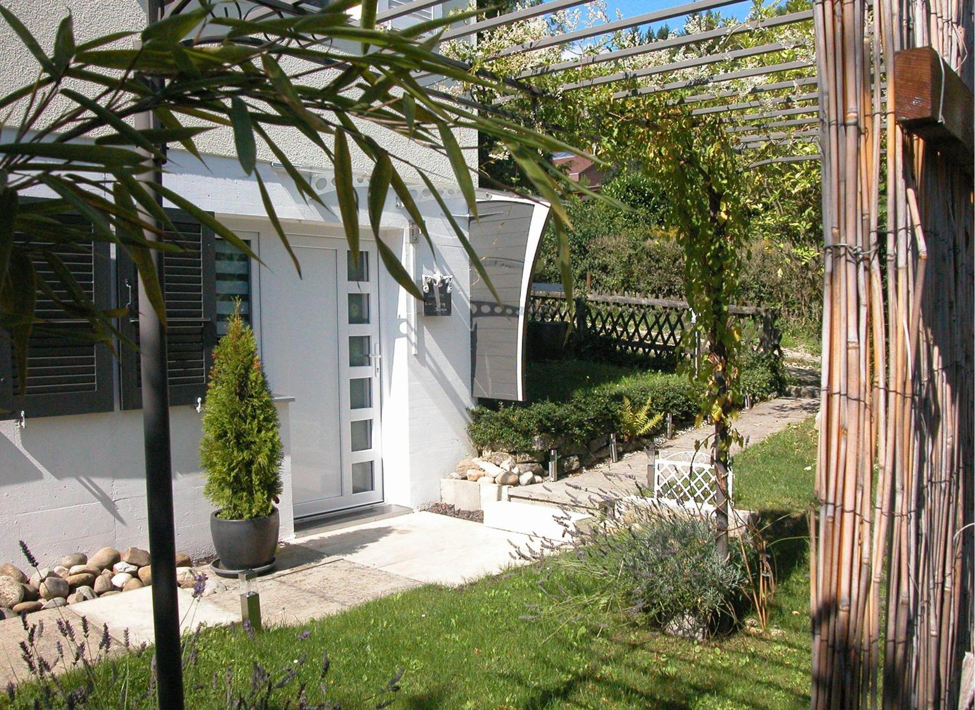 Joline Private Guest Apartment Just Feel At Home Jens المظهر الخارجي الصورة
